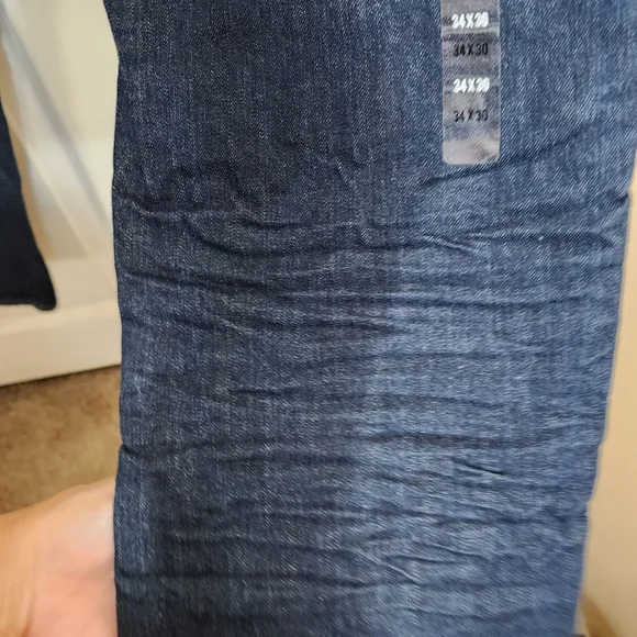 Crown & Ivy Men's Dark Blue Straight Jeans - Picture 9 of 10